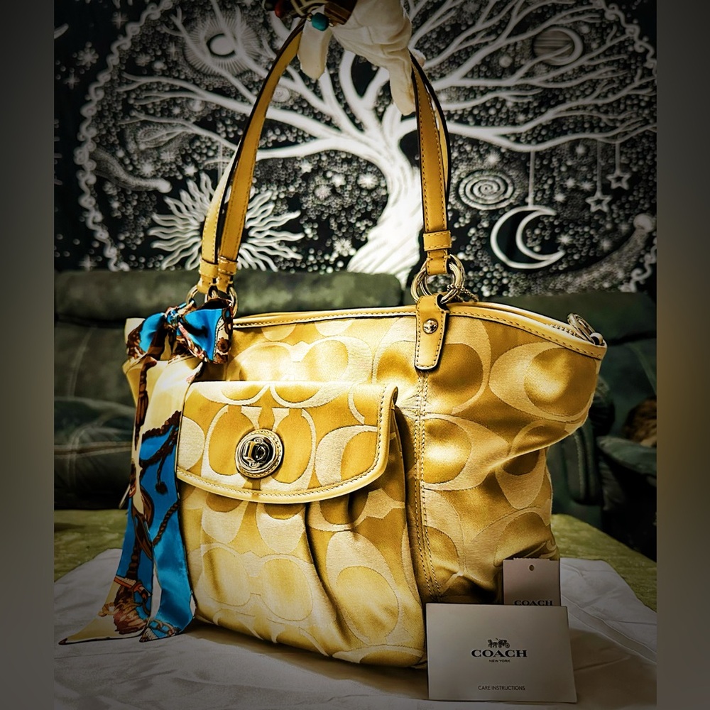 Vintage style Coach soho beige canvas and leather Shoulder Bag - Picture 13 of 13